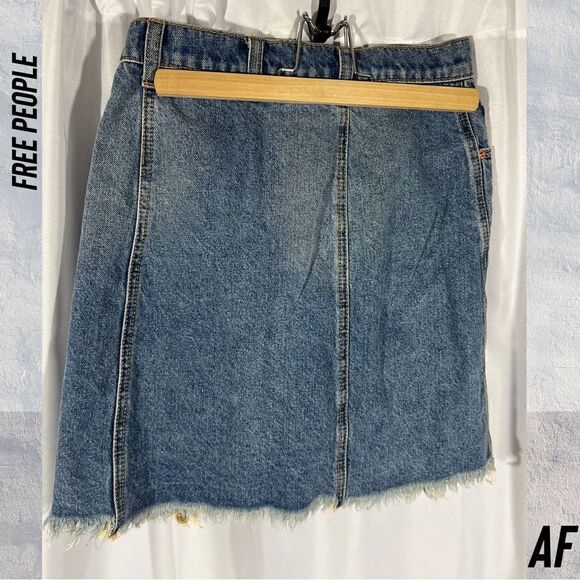 NEW Free People Denim Jean Skirt Wrap CrissCross Button Fly Distressed Size 25 - Picture 5 of 5